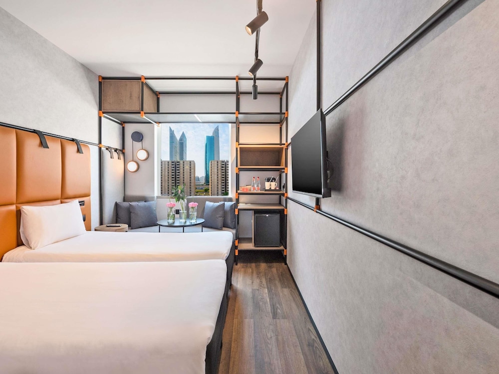 Habitación estándar con dos camas individuales del hotel Ibis World Trade Centre Dubai