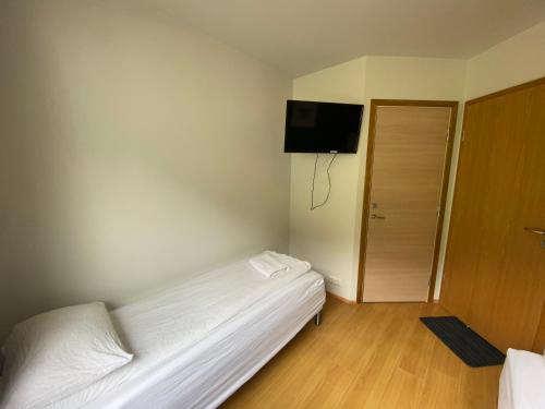 Habitación Doble con aseo privado - 2 camas del hotel Hörgsland Guesthouse. Foto 1