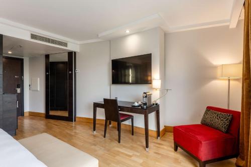 Habitación Premium con vistas al parque del hotel Radisson Blu Elizabete. Foto 1