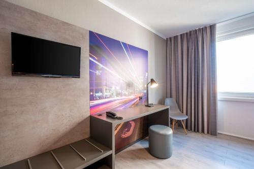 Habitación Triple del hotel Berlin Lichtenberg. Foto 1