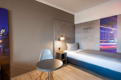 Habitación Familiar del hotel Berlin Lichtenberg. Foto 4