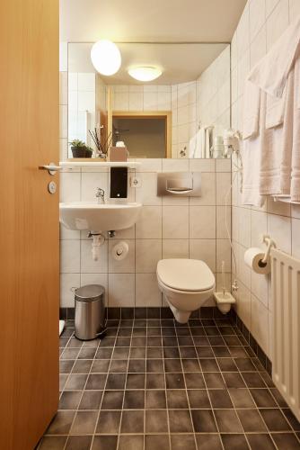 Apartamento de 1 dormitorio del hotel Fron. Foto 10