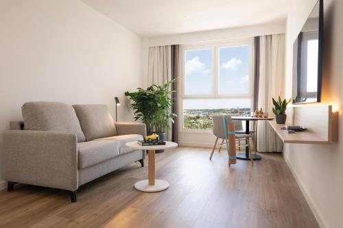 La Habitación Casa Adosada comunicada + La Habitación Innside del hotel INNSiDE by Meliá Madrid Valdebebas. Foto 5