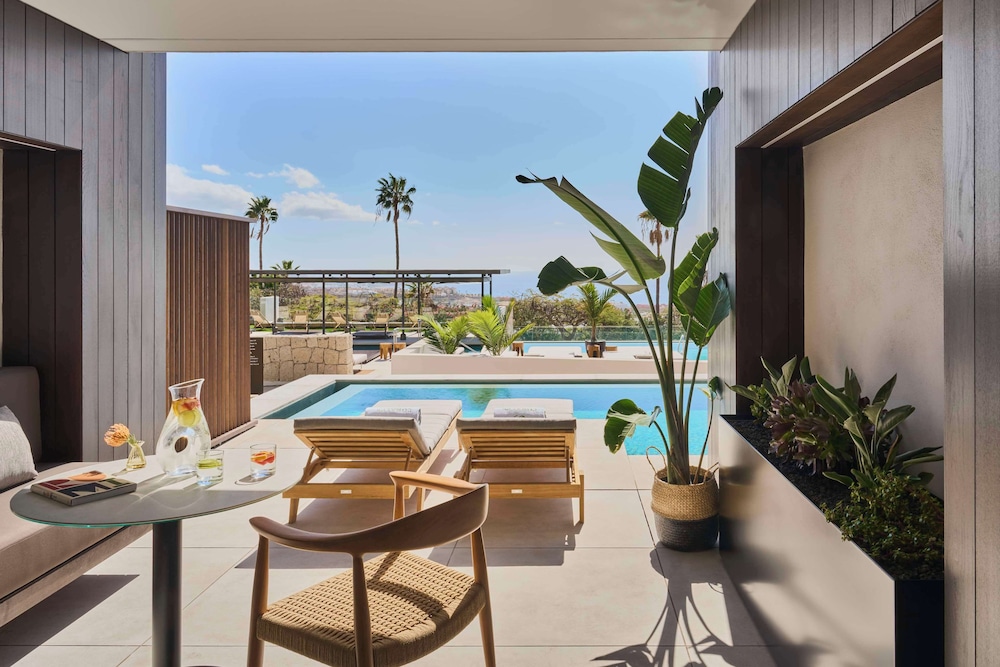 Suite junior, vistas al mar del hotel Royal Hideaway Corales Villas