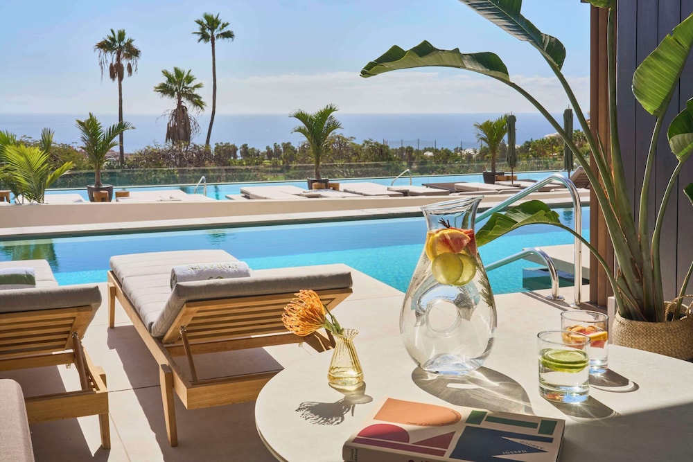 Suite junior, vistas al mar del hotel Royal Hideaway Corales Villas. Foto 5