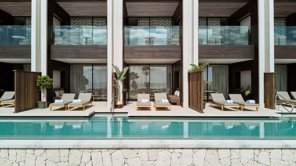 Suite junior, vistas al mar del hotel Royal Hideaway Corales Villas. Foto 7