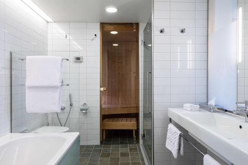 Executive King Room with Sauna del hotel Hilton Helsinki Airport. Foto 2