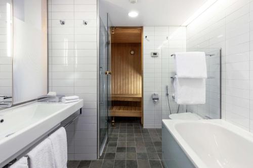 Executive King Room with Sauna del hotel Hilton Helsinki Airport. Foto 7