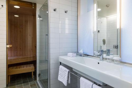 Suite Junior del hotel Hilton Helsinki Airport. Foto 3