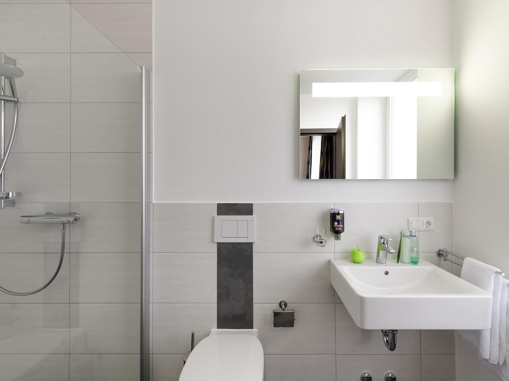 Habitación Confort doble, 1 cama doble (All Comfort) del hotel ibis Styles Arnsberg Sauerland. Foto 10