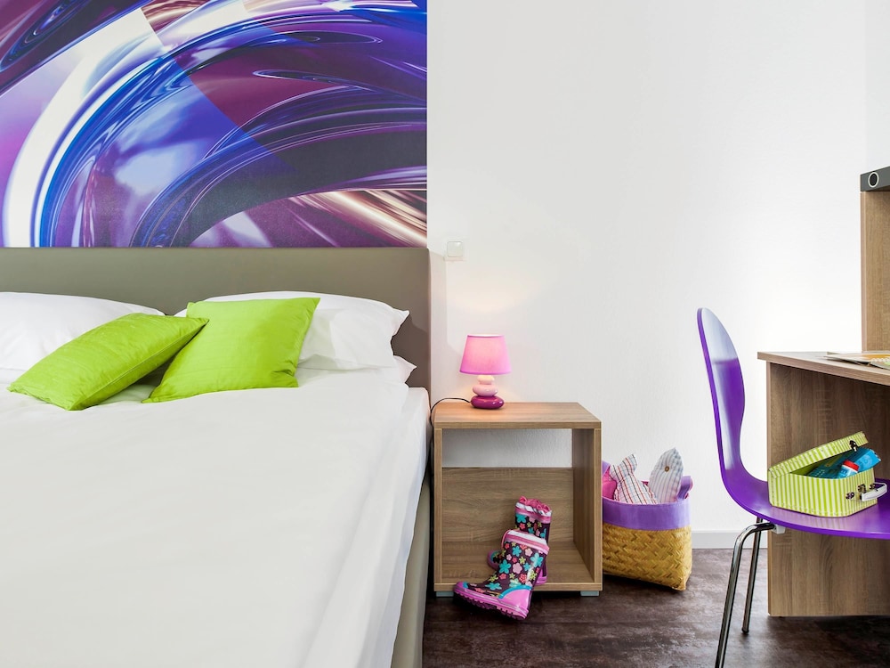 Habitación Confort, 2 camas individuales del hotel ibis Styles Arnsberg Sauerland