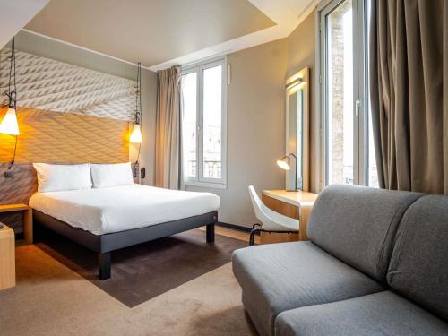 Superior Double Room with One Double Bed and One Double Sofa Bed del hotel Ibis Bordeaux Centre Gare Saint Jean Euratlantique