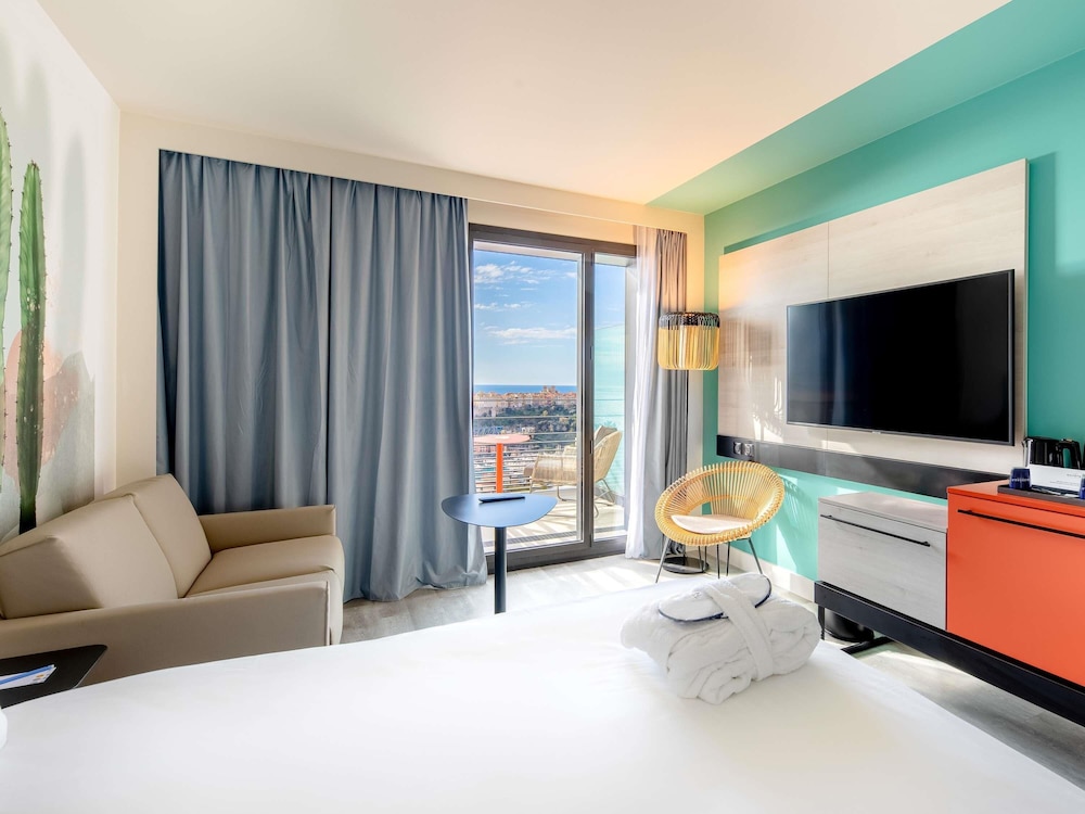 Habitación ejecutiva, 1 cama doble con sofá cama, balcón, vistas al mar (Riviera) del hotel Novotel Monte Carlo