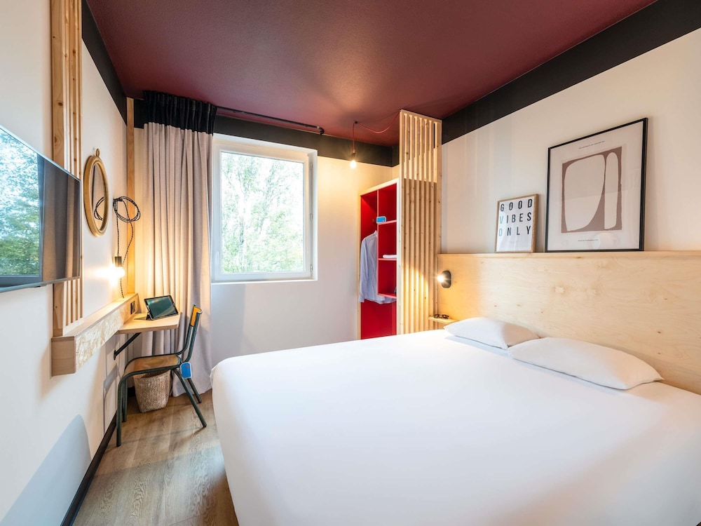 Habitación Pop - Cama doble del hotel Greet Bourg-en-Bresse Sud Montagnat. Foto 2