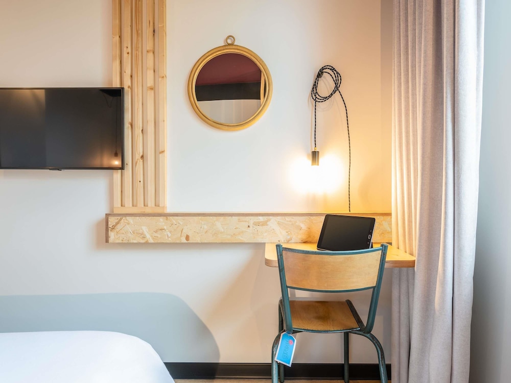 Habitación Pop - Cama doble del hotel Greet Bourg-en-Bresse Sud Montagnat. Foto 5