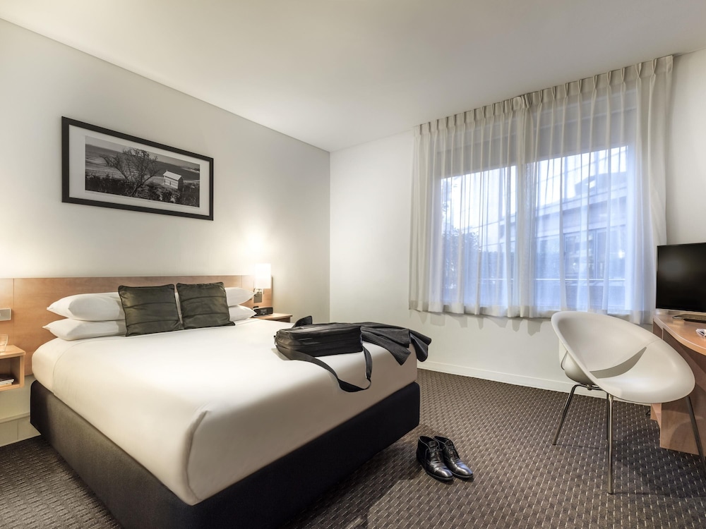 Habitación Estándar 1 Cama Queen del hotel Ibis Melbourne and Apartments. Foto 6