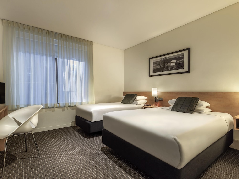 Habitación Estándar 1 Cama Doble y 1 Cama Individual del hotel Ibis Melbourne and Apartments