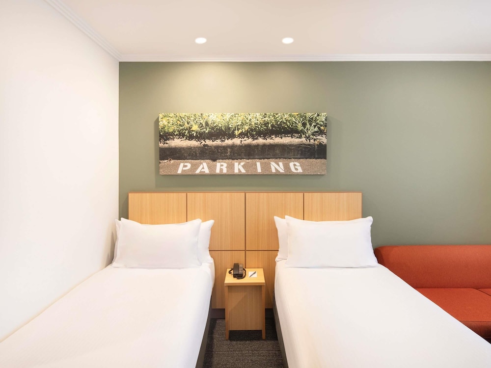 Habitación Twin Estándar del hotel Mercure Melbourne Southbank. Foto 3