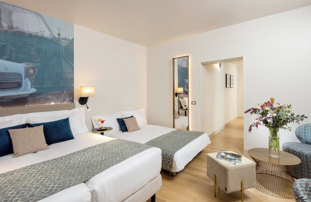 Habitación familiar del hotel Leonardo Boutique Rome Termini. Foto 2