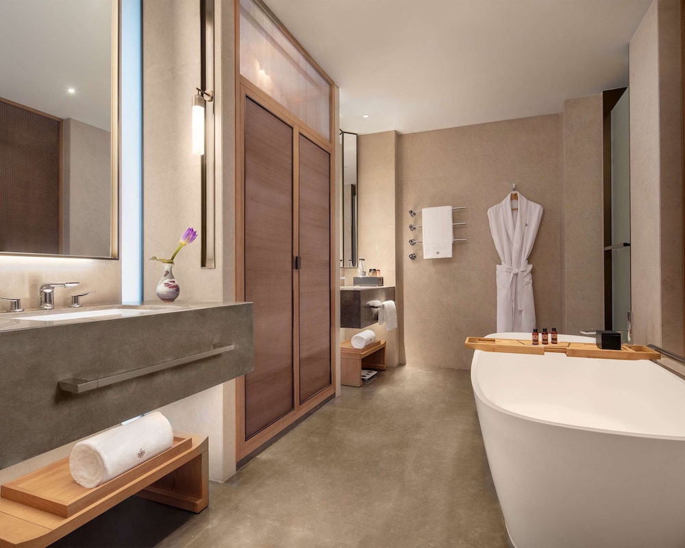 Suite Residencia con 1 Cama King del hotel Grand WUJI, in The Unbound Collection by Hyatt. Foto 3