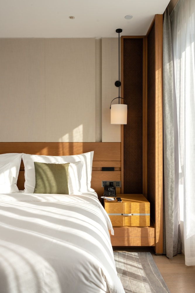 1 Cama King Acceso Club del hotel Grand WUJI, in The Unbound Collection by Hyatt. Foto 2