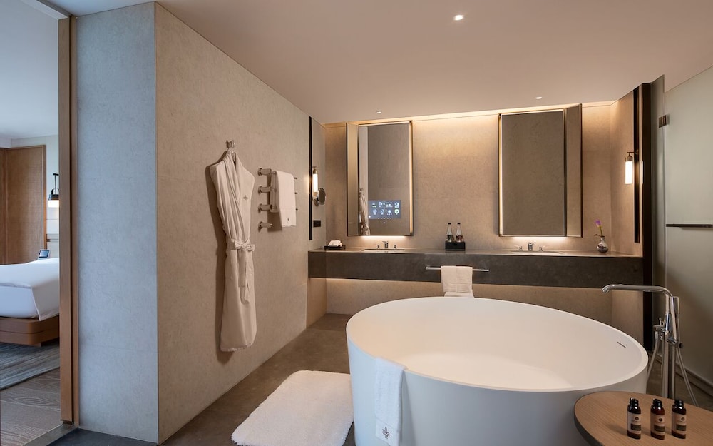 Suite Park con 1 Cama King del hotel Grand WUJI, in The Unbound Collection by Hyatt. Foto 3