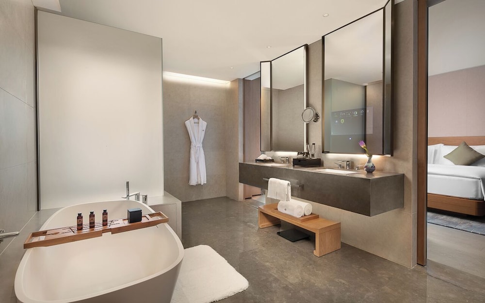 Suite Ejecutiva con 1 Cama King del hotel Grand WUJI, in The Unbound Collection by Hyatt. Foto 3