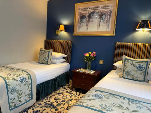 Habitación Doble Superior - 2 camas del hotel London Lodge. Foto 6