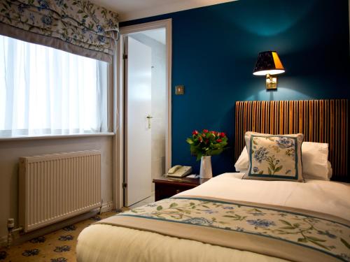 Habitación Individual Superior del hotel London Lodge. Foto 16