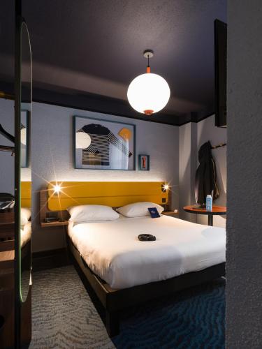Pequeña habitación estándar con 1 cama doble del hotel ibis Styles Saint-Malo Centre Historique. Foto 3