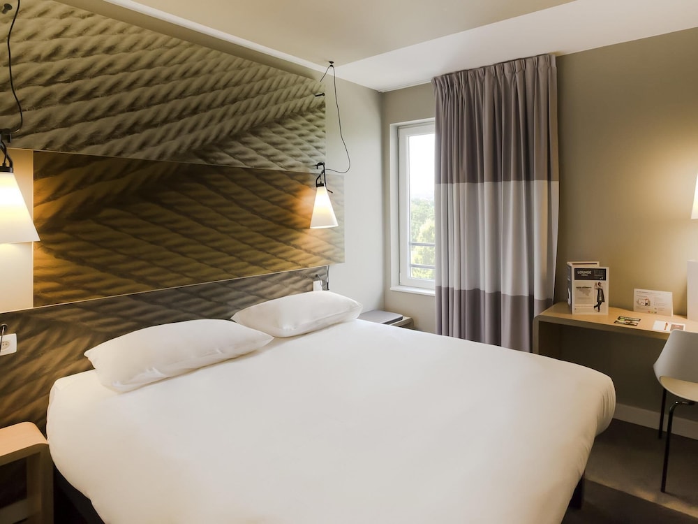 Habitación Estándar con 1 cama doble del hotel Ibis Wavre Brussels East. Foto 6