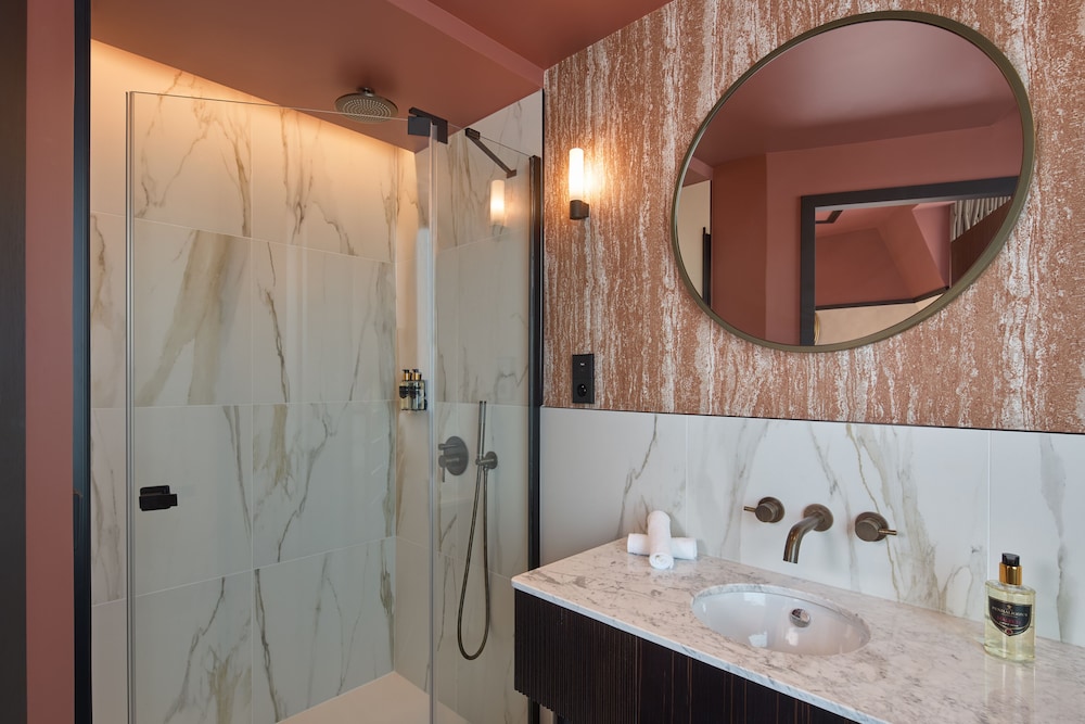 Habitación superior del hotel Maison Cassandre. Foto 1