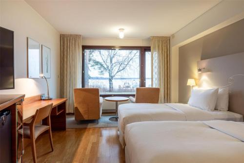 Habitación Deluxe con experiencia Iglux del hotel Hilton Helsinki Kalastajatorppa. Foto 5