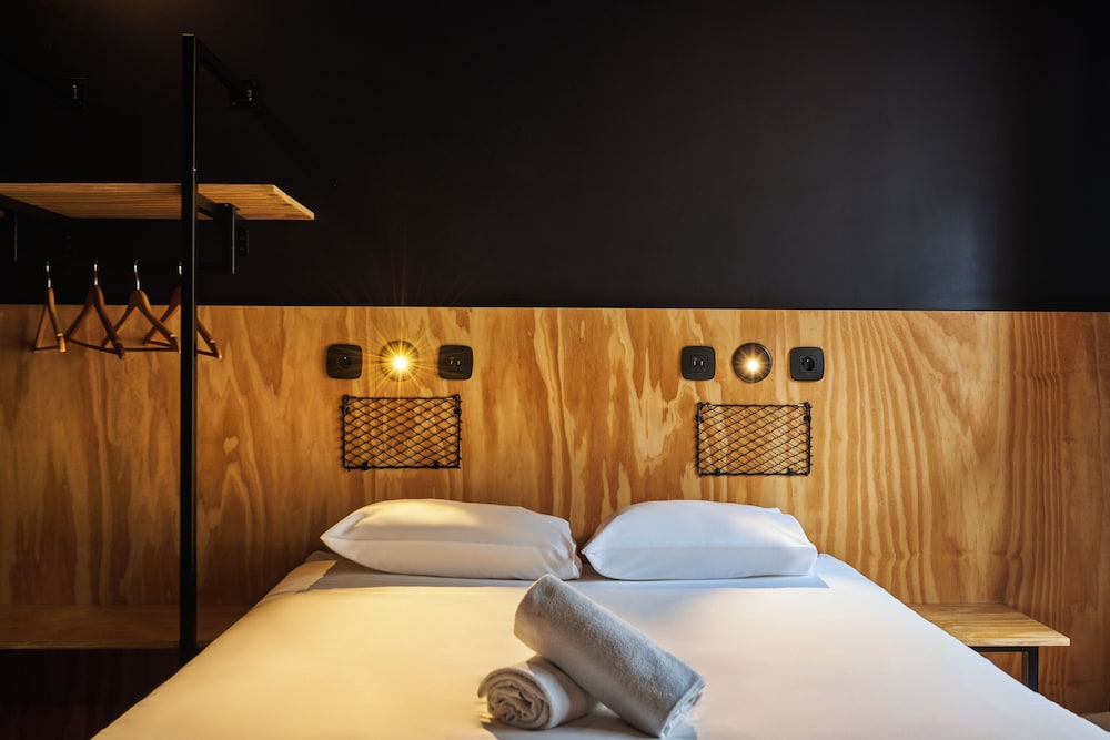 Chambre Double avec salle de bains privée - Accessible aux personnes à mobilité réduite del hotel JO&JOE Paris - Nation. Foto 3