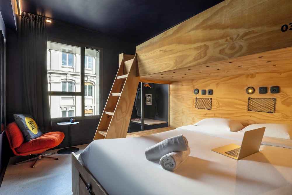 Chambre Double XL avec salle de bains privée del hotel JO&JOE Paris - Nation. Foto 6