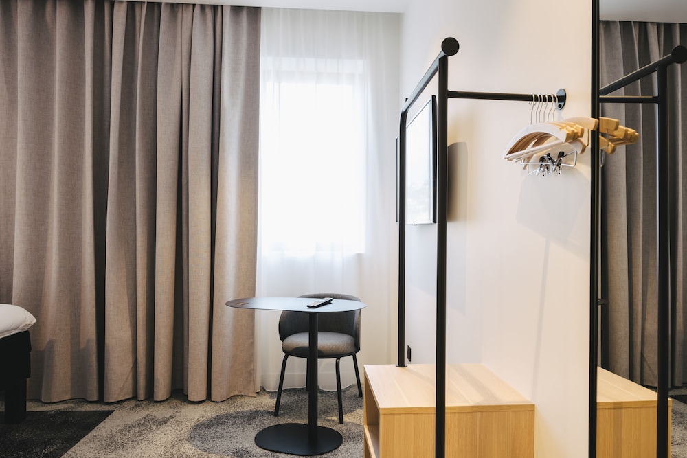Habitacion Standard con 1 cama doble del hotel Ibis Rouen Centre Rive Droite Pasteur. Foto 2