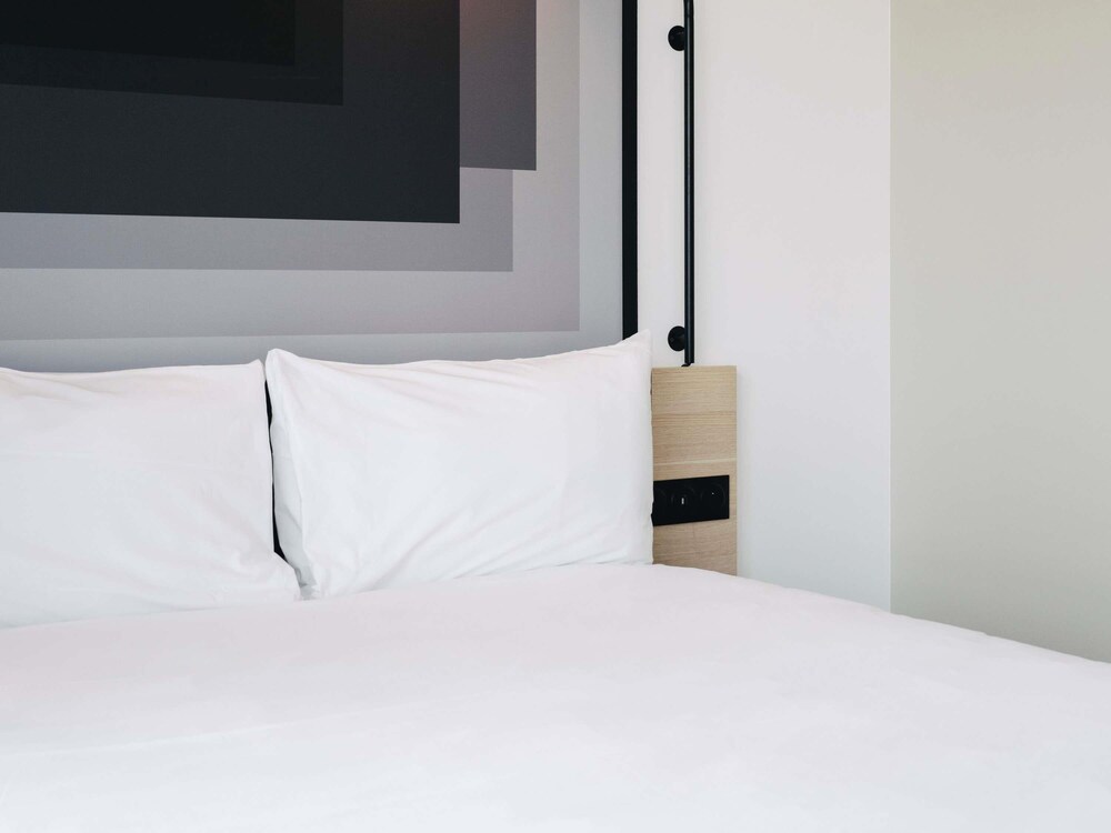 Habitacion Standard con 1 cama doble del hotel Ibis Rouen Centre Rive Droite Pasteur. Foto 9