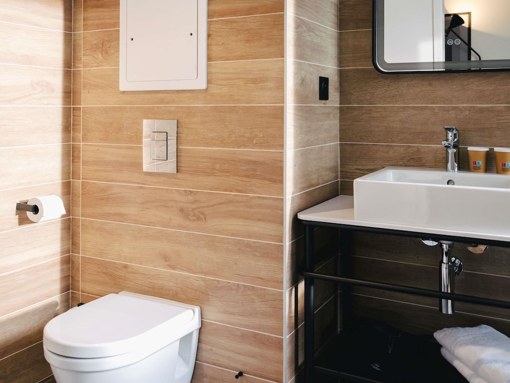 Habitacion Standard con 1 cama doble del hotel Ibis Rouen Centre Rive Droite Pasteur. Foto 10