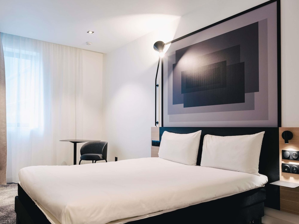 Habitación Familiar con 1 cama doble y 1 sofá cama del hotel Ibis Rouen Centre Rive Droite Pasteur