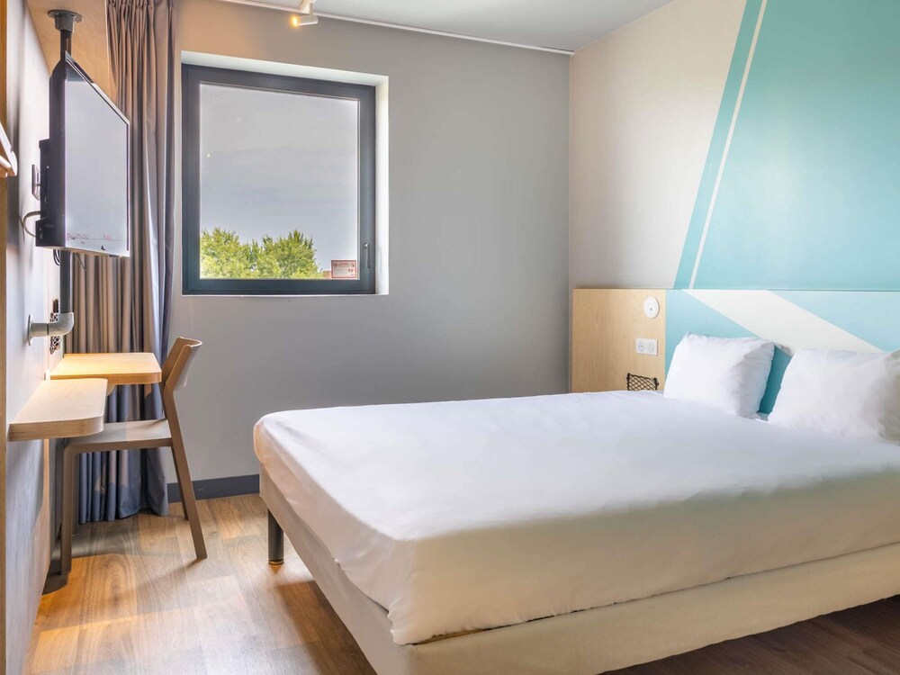 Habitacion Standard con 1 cama doble del hotel Ibis Budget Toulouse Labège. Foto 8