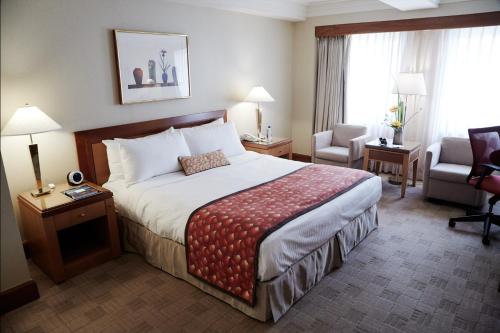 Habitación Superior con cama extragrande del hotel The Prince Kitano New York. Foto 3