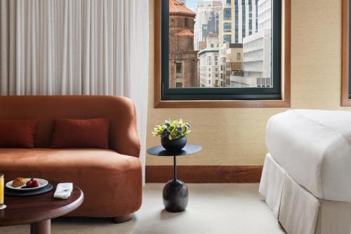 Alojamiento Deluxe Premier con 2 camas dobles del hotel The Prince Kitano New York. Foto 3