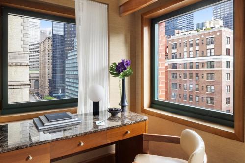 Habitación Premier Deluxe con cama extragrande del hotel The Prince Kitano New York. Foto 3