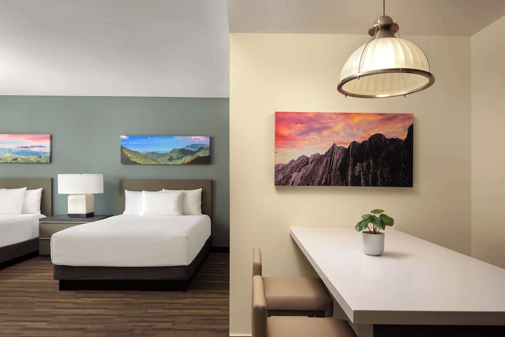 Studio con camas queen y cocina | Dos camas queen (más sofá cama) del hotel Hyatt House Monterrey Valle-san Pedro. Foto 4