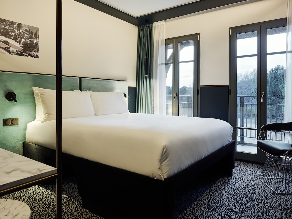 Habitación Confort, 1 cama doble, balcón del hotel Tribe Le Touquet. Foto 6