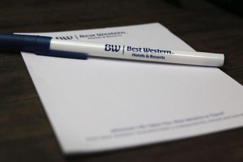 Habitación Doble - 2 camas dobles del hotel Best Western Galleria Inn and Suites. Foto 5