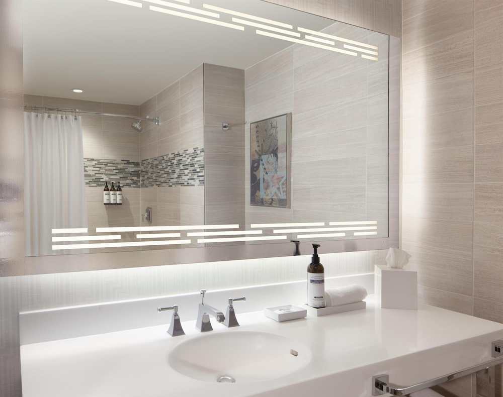 2 Camas Queen del hotel Hyatt Regency Dallas. Foto 5