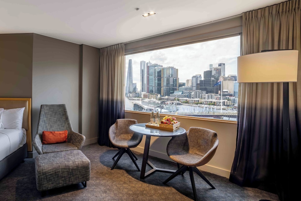 HABITACIÓN EJECUTIVA, 1 CAMA QUEEN del hotel Novotel Sydney On Darling Harbour. Foto 3