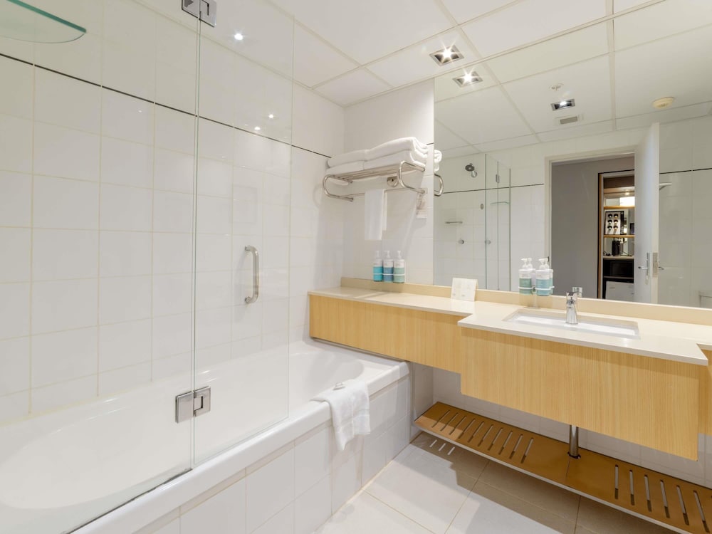 SUITE EJECUTIVA, 2 CAMAS DOBLES del hotel Novotel Sydney On Darling Harbour. Foto 4