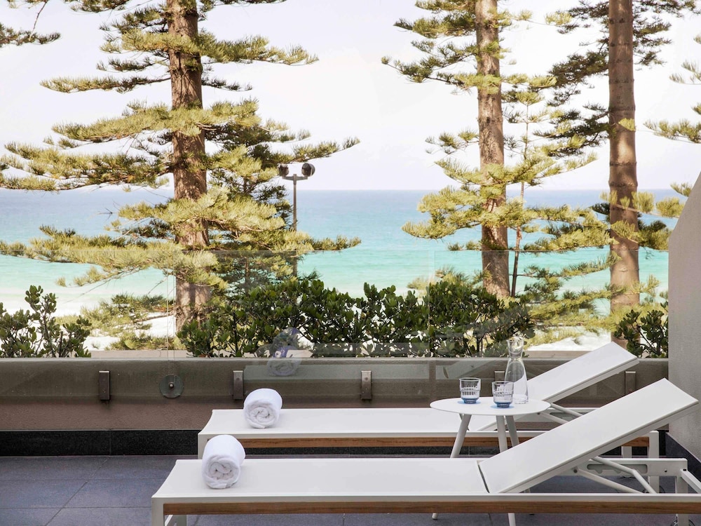 Habitación Terraza Oceánica del hotel Manly Pacific Sydney Mgallery Collection. Foto 1